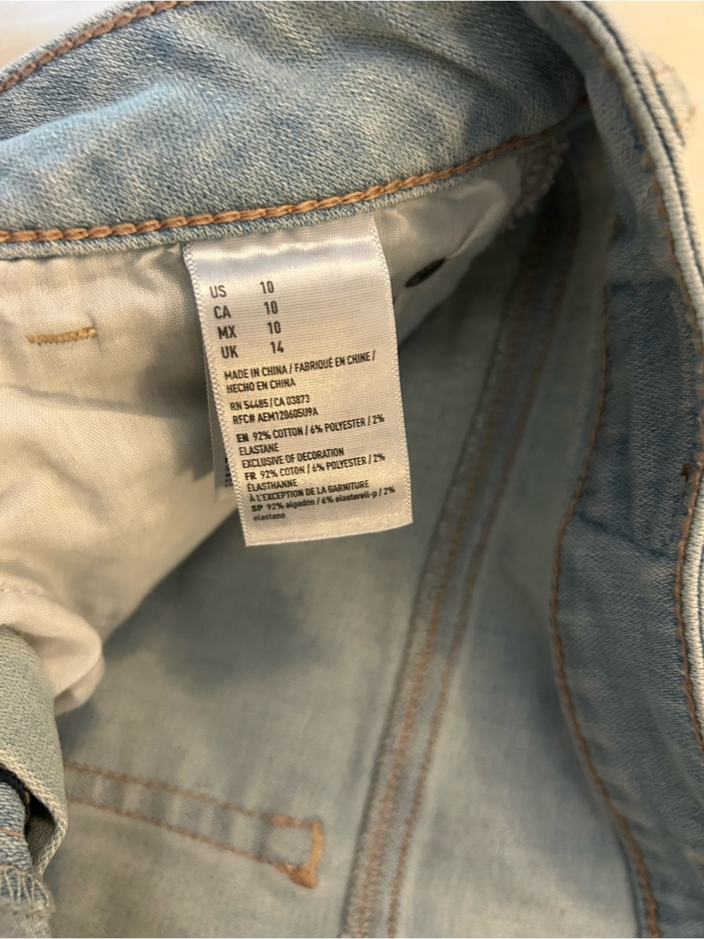 American Eagle Outfitters Light Blue Distressed Denim Shorts - Picture 4 of 4